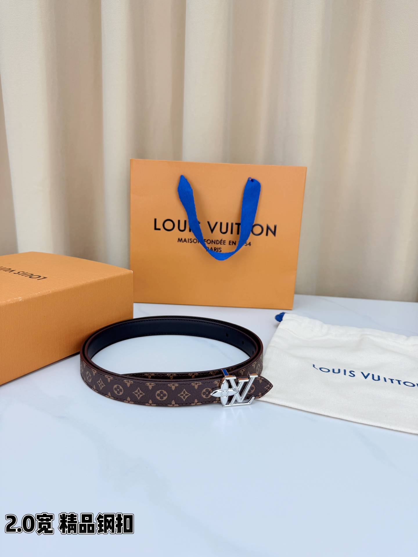 LV 高仿女款 Monogram 細版金扣腰帶 百搭氣質款| 11 LV 高仿女款 Monogram 細版金扣腰帶 百搭氣質款