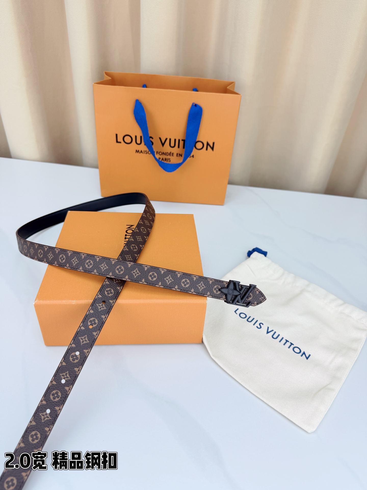 LV 高仿女款 Monogram 細版金扣腰帶 百搭氣質款| 9 LV 高仿女款 Monogram 細版金扣腰帶 百搭氣質款