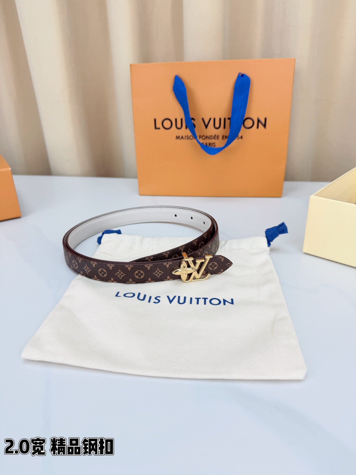 LV 一比一女款 Monogram 細版銀扣腰帶 氣質穿搭款