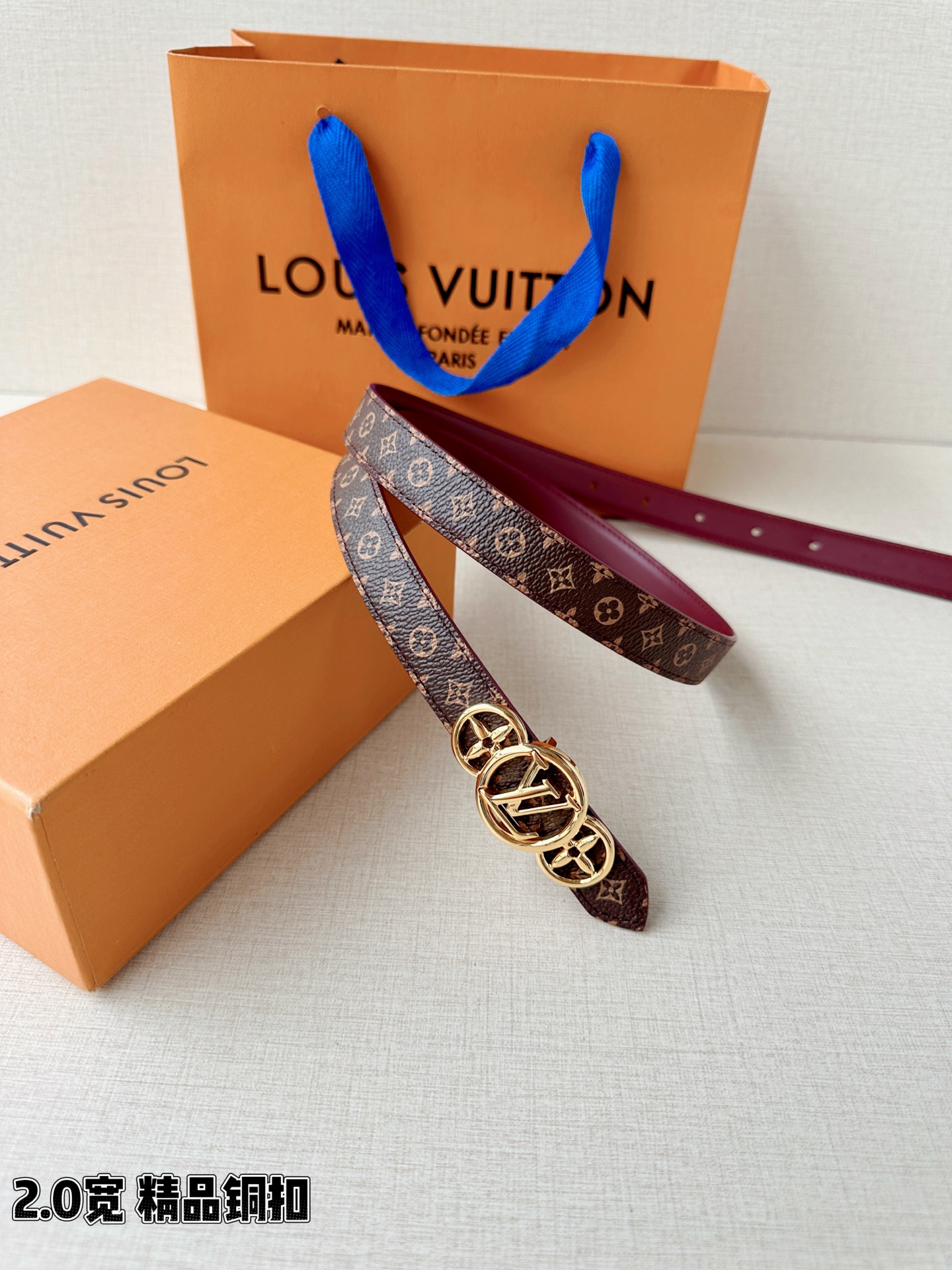 LV 高仿女款 Monogram 圓形LV雙環扣腰帶 時尚氣質款| 9 LV 高仿女款 Monogram 圓形LV雙環扣腰帶 時尚氣質款