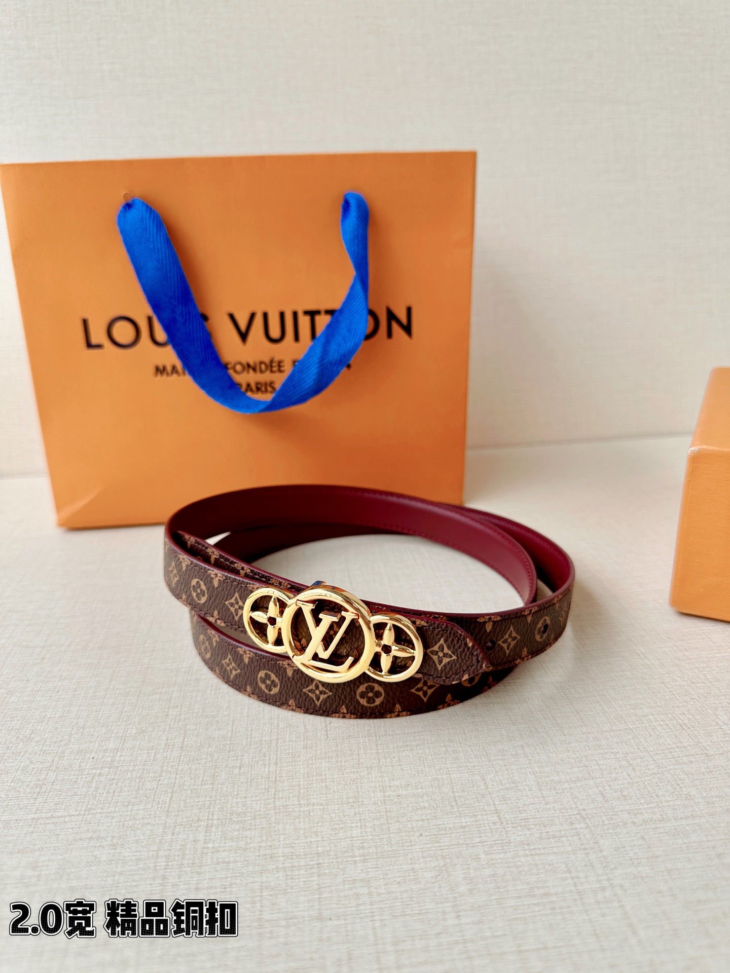 LV 高仿女款 Monogram 圓形LV雙環扣腰帶 時尚氣質款| 8 LV 高仿女款 Monogram 圓形LV雙環扣腰帶 時尚氣質款