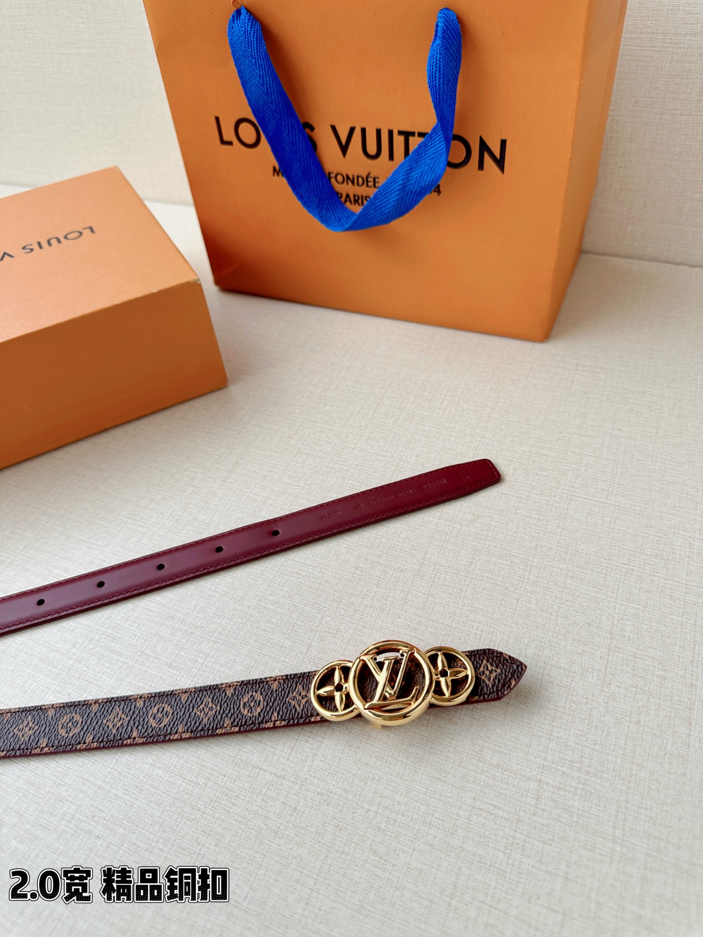 LV 高仿女款 Monogram 圓形LV雙環扣腰帶 時尚氣質款| 7 LV 高仿女款 Monogram 圓形LV雙環扣腰帶 時尚氣質款