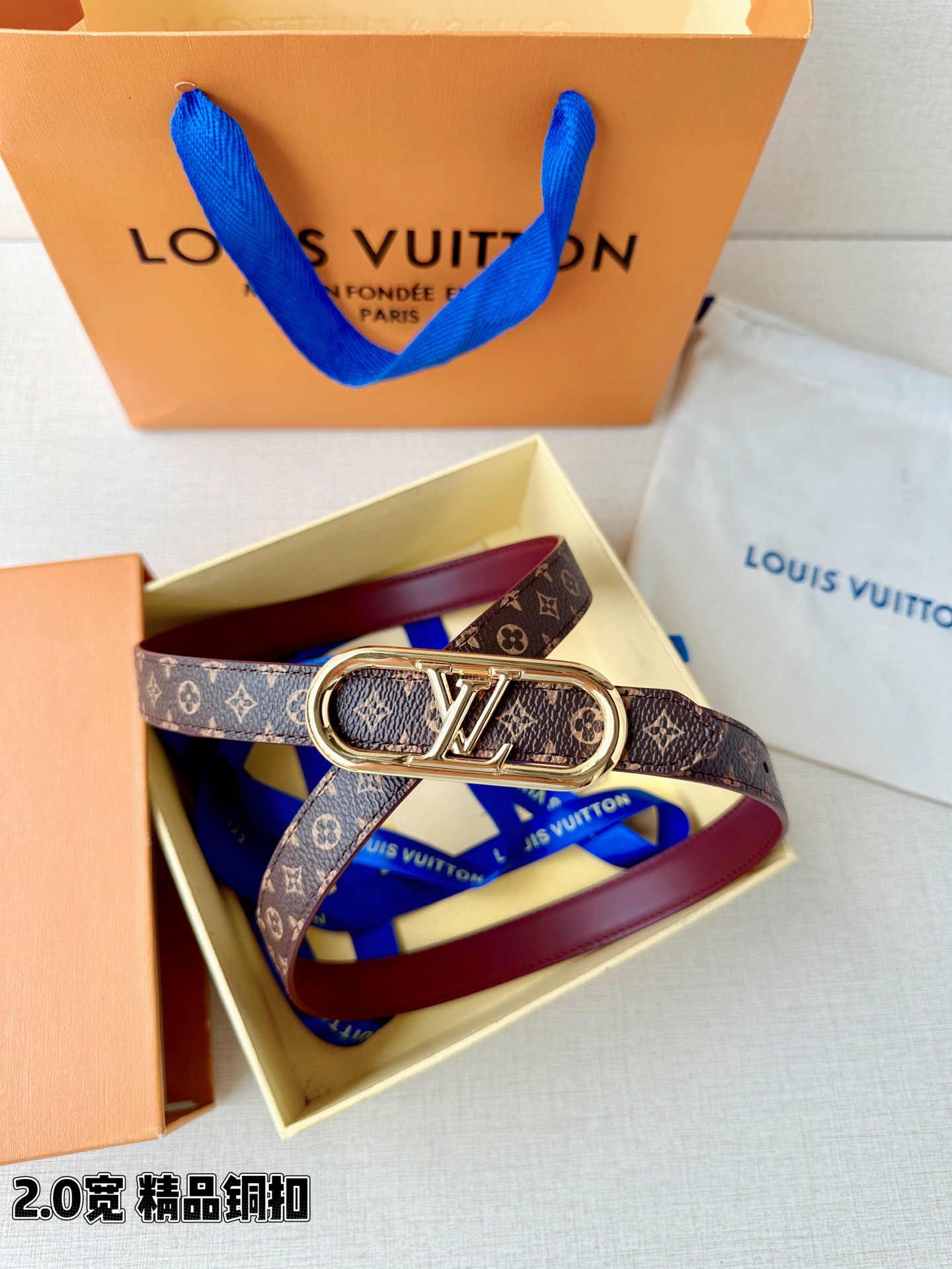 LV 復刻女款 Monogram 橢圓LV扣細版腰帶 優雅百搭款| 13 LV 復刻女款 Monogram 橢圓LV扣細版腰帶 優雅百搭款