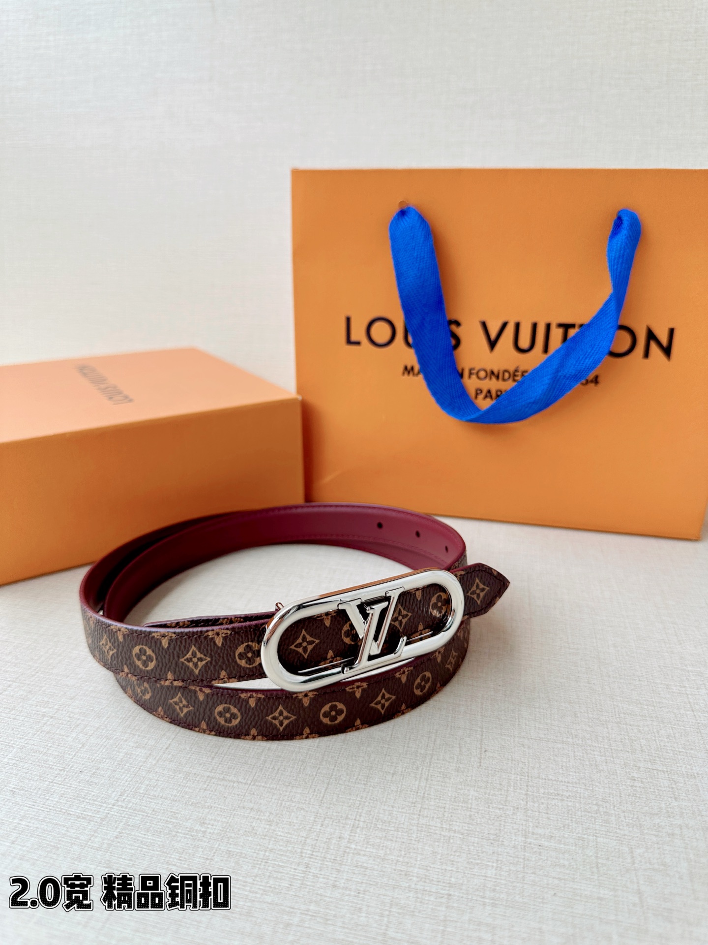 LV 復刻女款 Monogram 橢圓LV扣細版腰帶 優雅百搭款| 11 LV 復刻女款 Monogram 橢圓LV扣細版腰帶 優雅百搭款