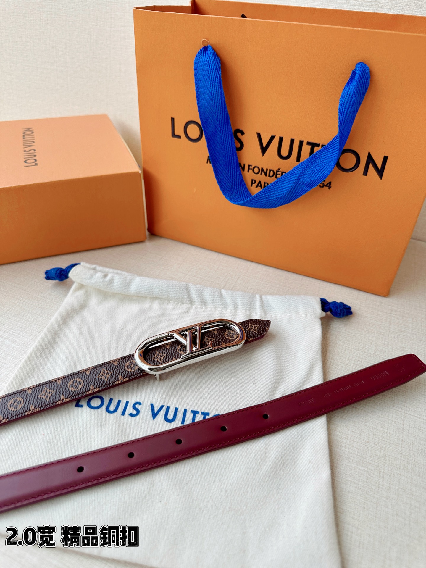 LV 復刻女款 Monogram 橢圓LV扣細版腰帶 優雅百搭款| 8 LV 復刻女款 Monogram 橢圓LV扣細版腰帶 優雅百搭款