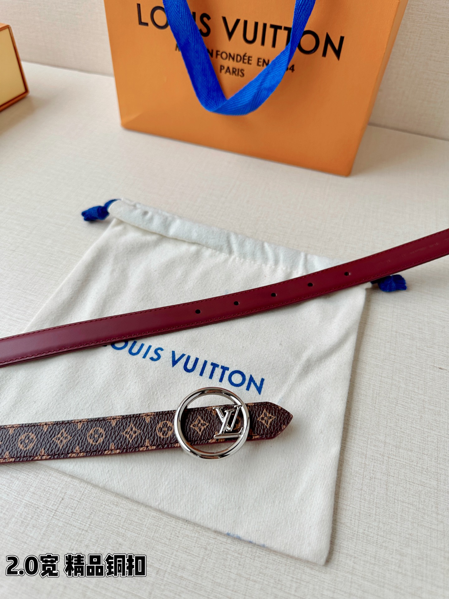 LV 原單女款 Monogram 黑色LV扣細版腰帶 時尚百搭款