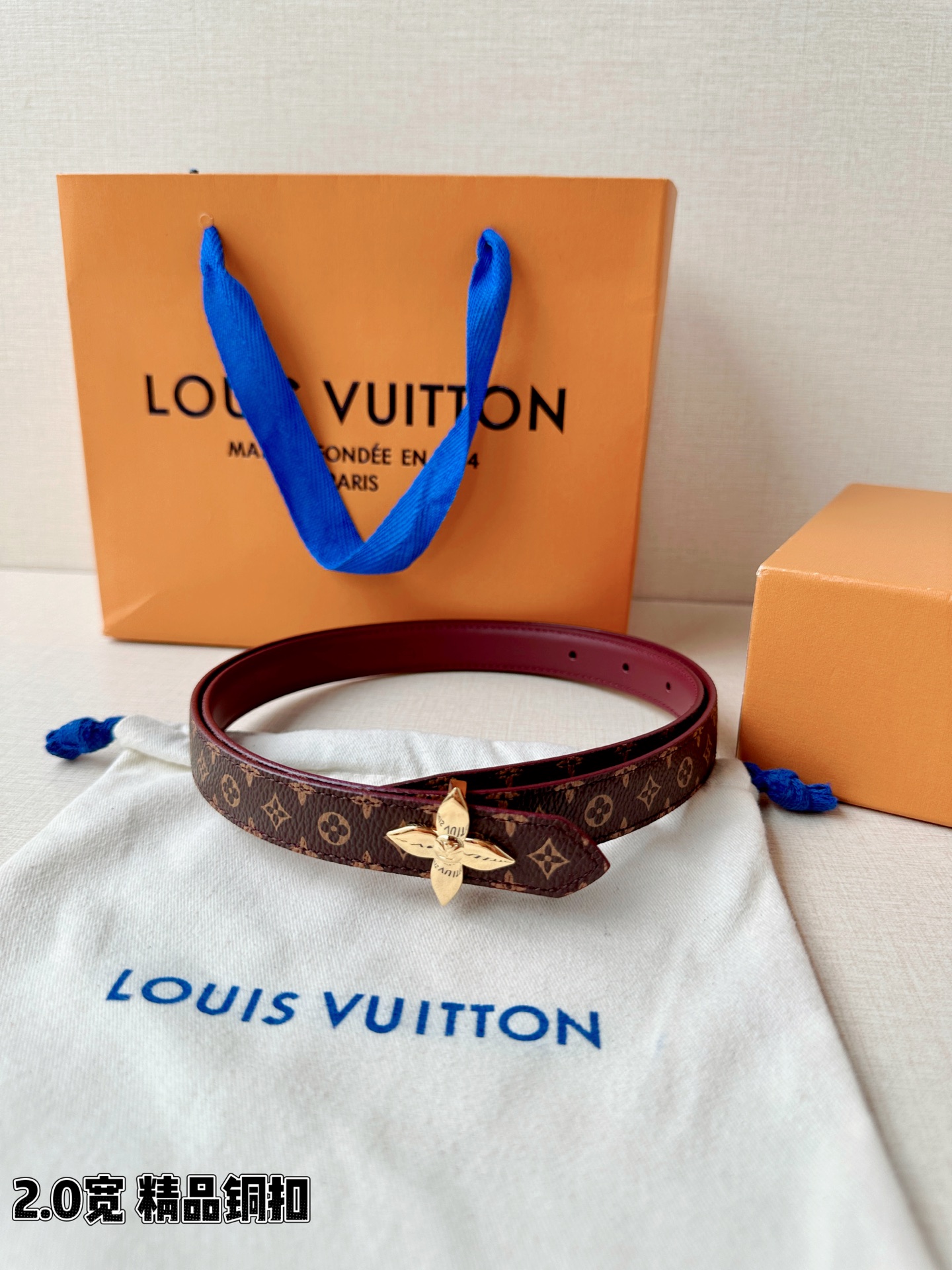 LV 一比一女款 Monogram 花朵扣細版腰帶 氣質穿搭款