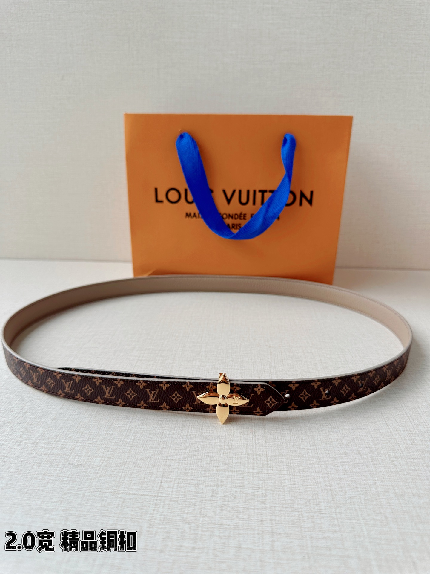 LV A貨女款 Monogram 花朵金扣細版腰帶 優雅百搭款