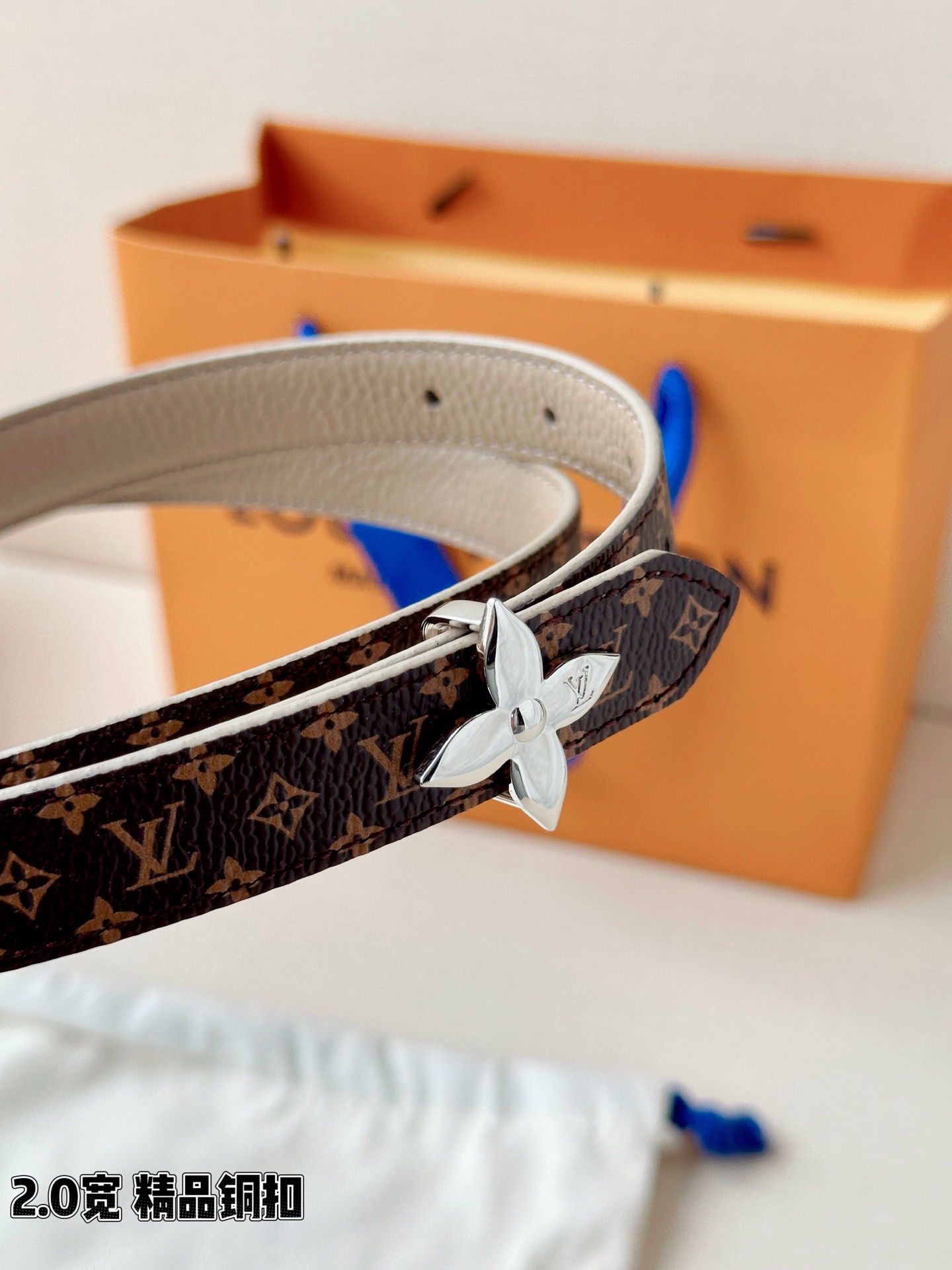 LV A貨女款 Monogram 花朵金扣細版腰帶 優雅百搭款| 10 LV A貨女款 Monogram 花朵金扣細版腰帶 優雅百搭款