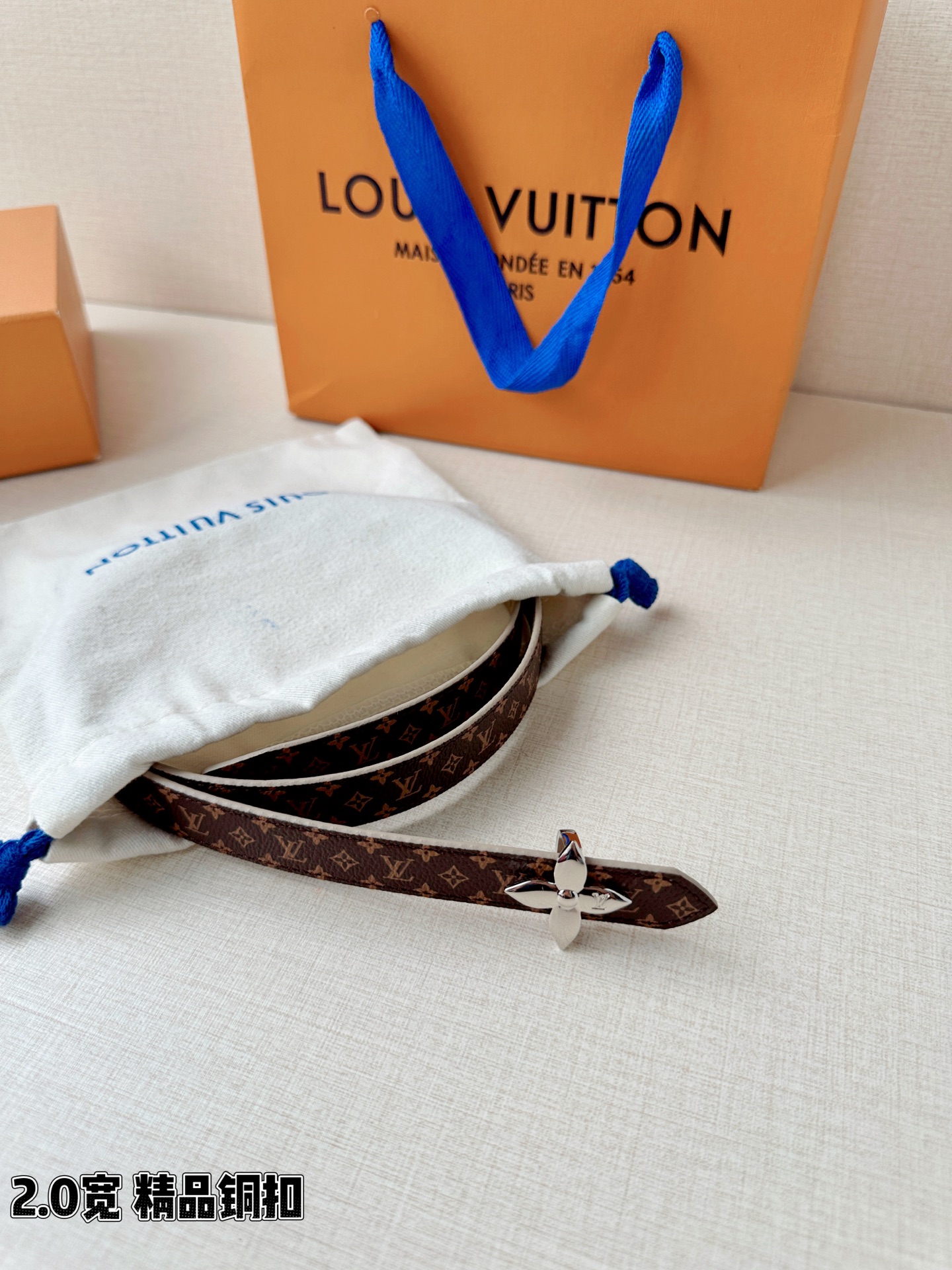LV A貨女款 Monogram 花朵金扣細版腰帶 優雅百搭款| 9 LV A貨女款 Monogram 花朵金扣細版腰帶 優雅百搭款
