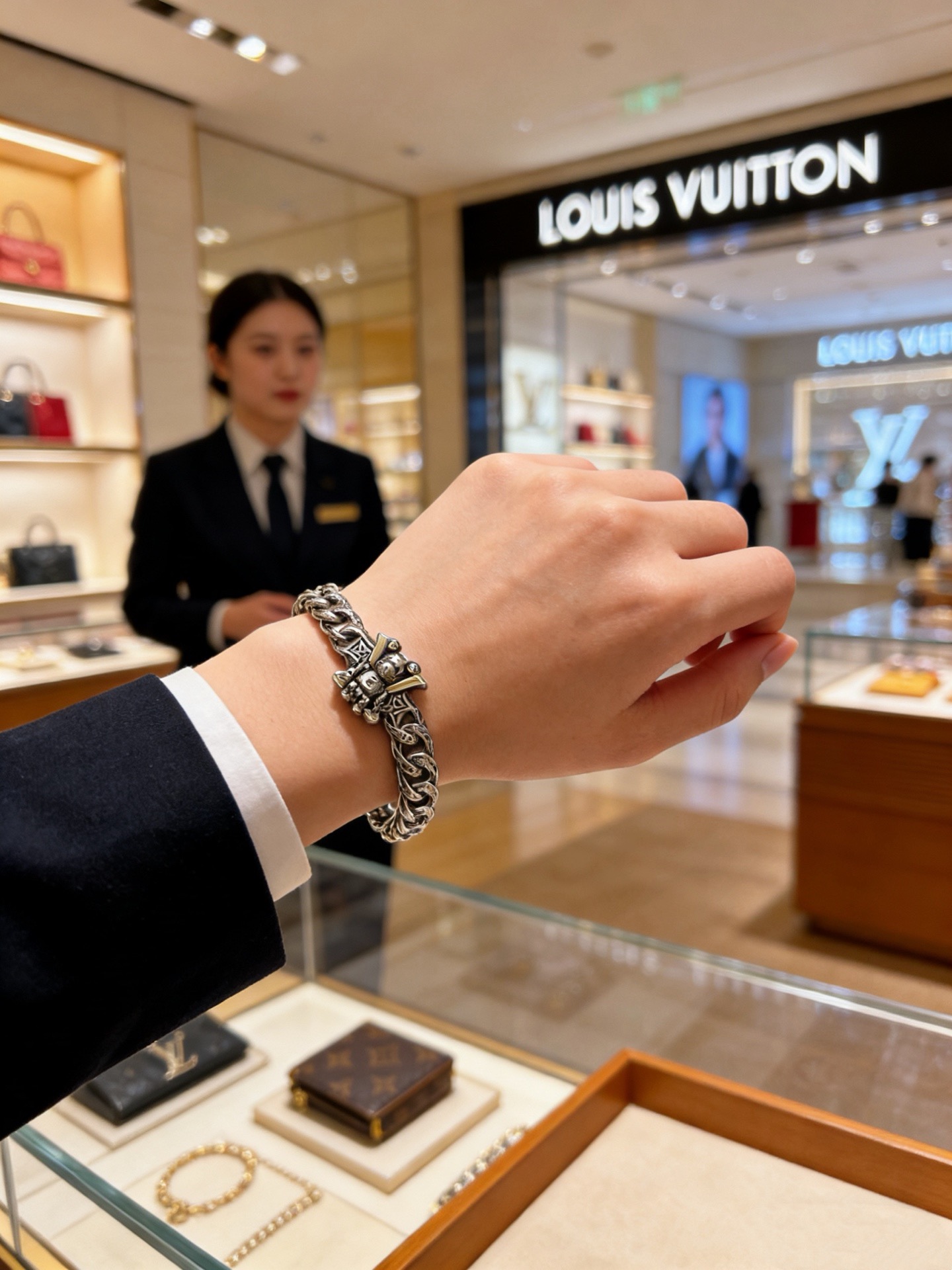 LV高仿男士粗鏈手鍊復古金屬風格潮流百搭精品飾品
