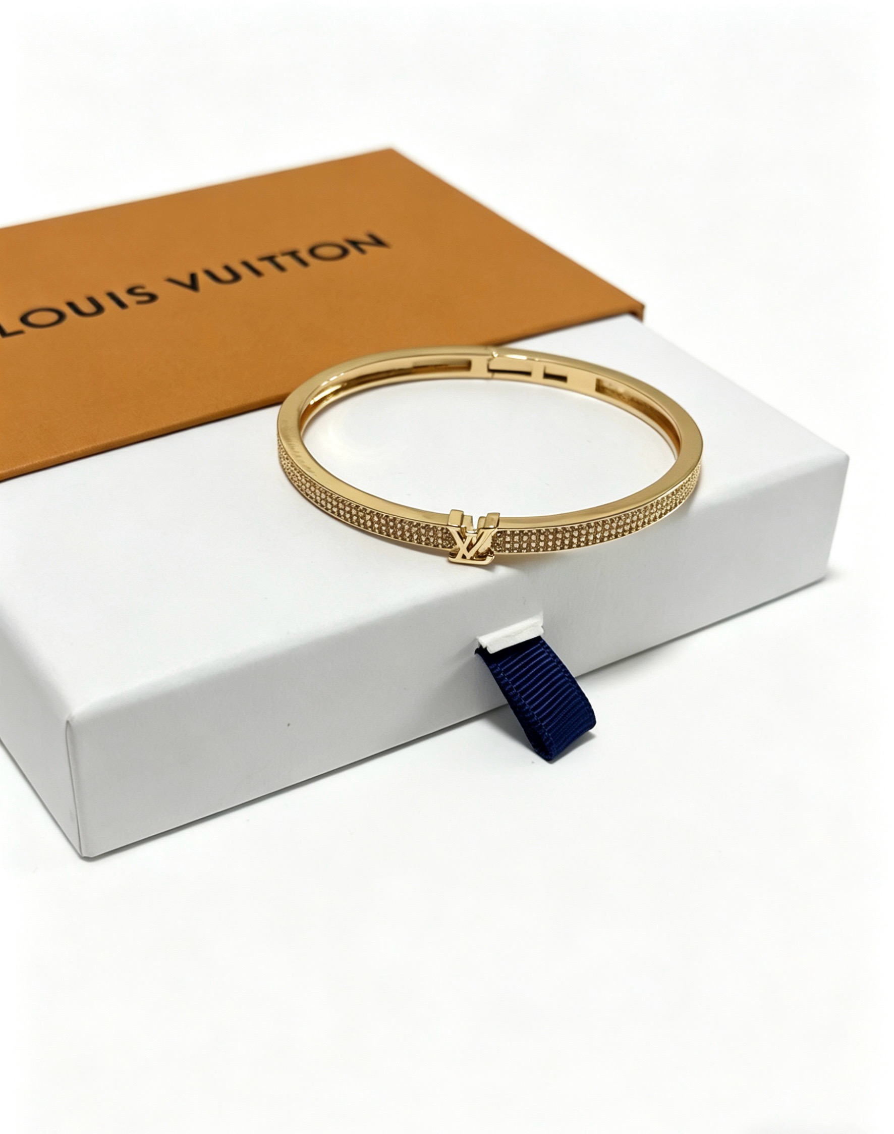 LV A貨女士金色細鑽手鐲優雅氣質設計輕奢百搭款