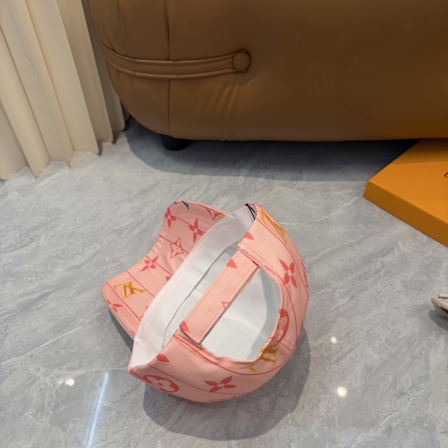 LV 原單 女款 粉色滿版老花棒球帽 時尚亮眼款| 13 LV 原單 女款 粉色滿版老花棒球帽 時尚亮眼款