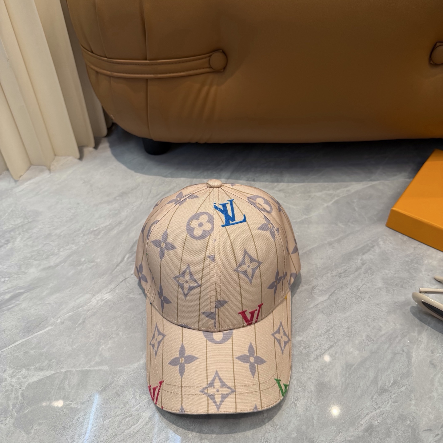 LV 一比一 男/女款 米色滿版老花棒球帽 清新百搭款| 14 LV 一比一 男/女款 米色滿版老花棒球帽 清新百搭款