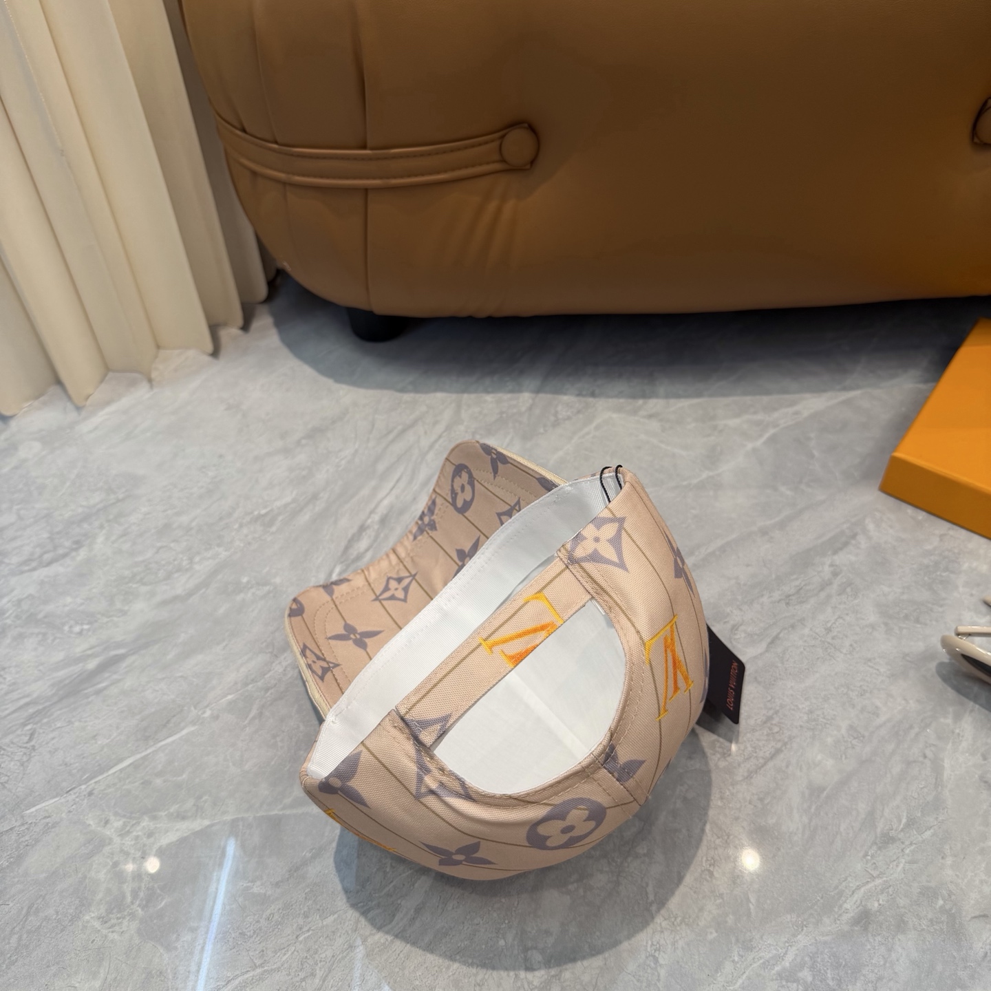 LV 一比一 男/女款 米色滿版老花棒球帽 清新百搭款| 13 LV 一比一 男/女款 米色滿版老花棒球帽 清新百搭款