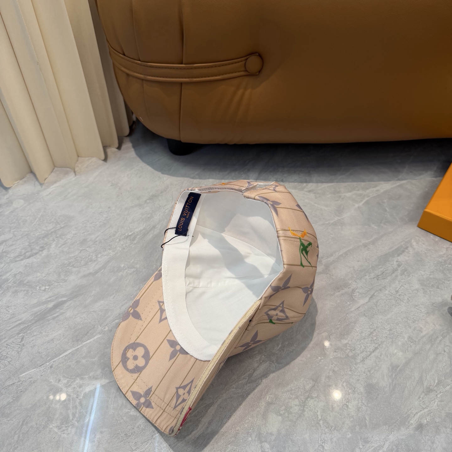 LV 一比一 男/女款 米色滿版老花棒球帽 清新百搭款| 12 LV 一比一 男/女款 米色滿版老花棒球帽 清新百搭款