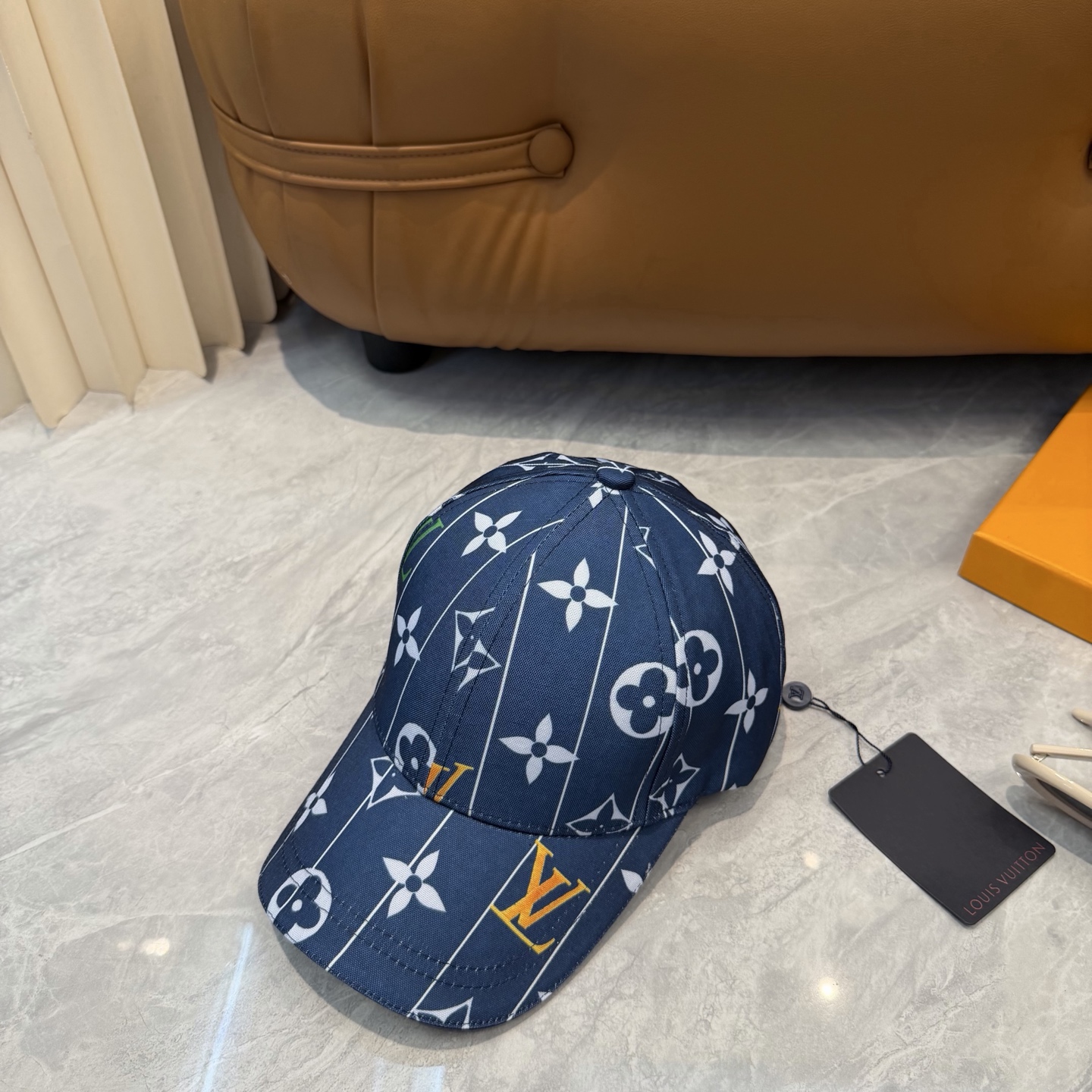 LV 原單 男/女款 深藍滿版老花棒球帽 經典潮流款| 10 LV 原單 男/女款 深藍滿版老花棒球帽 經典潮流款