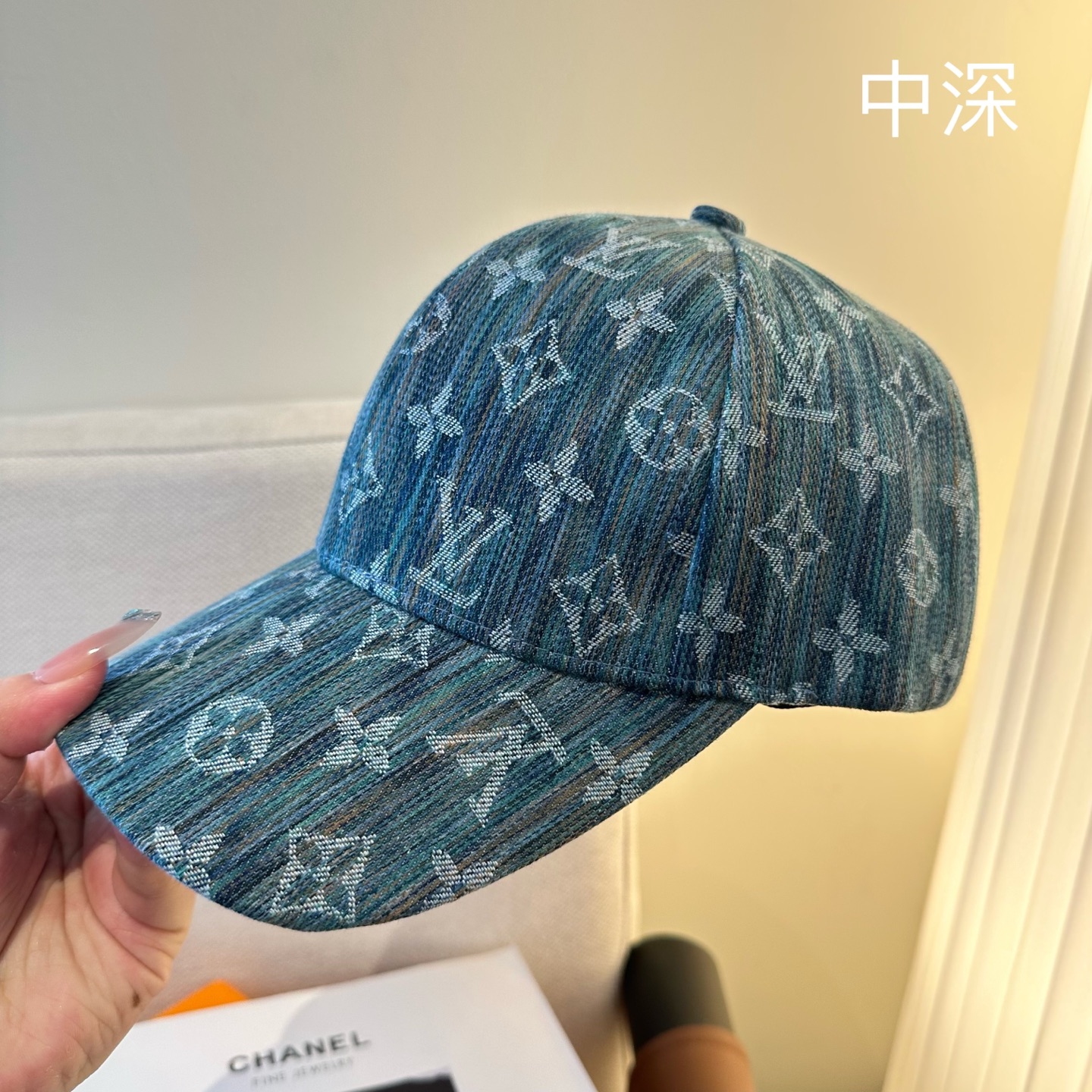 LV 原單 男/女款 深藍漸層老花棒球帽 個性時尚款