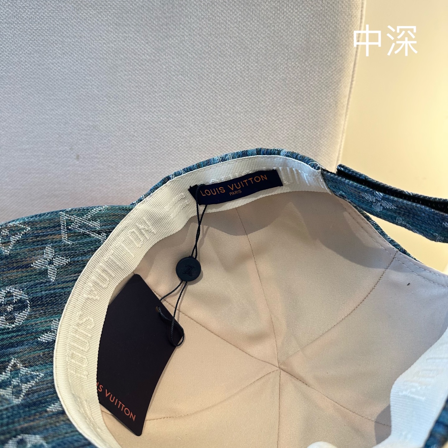 LV 原單 男/女款 深藍漸層老花棒球帽 個性時尚款