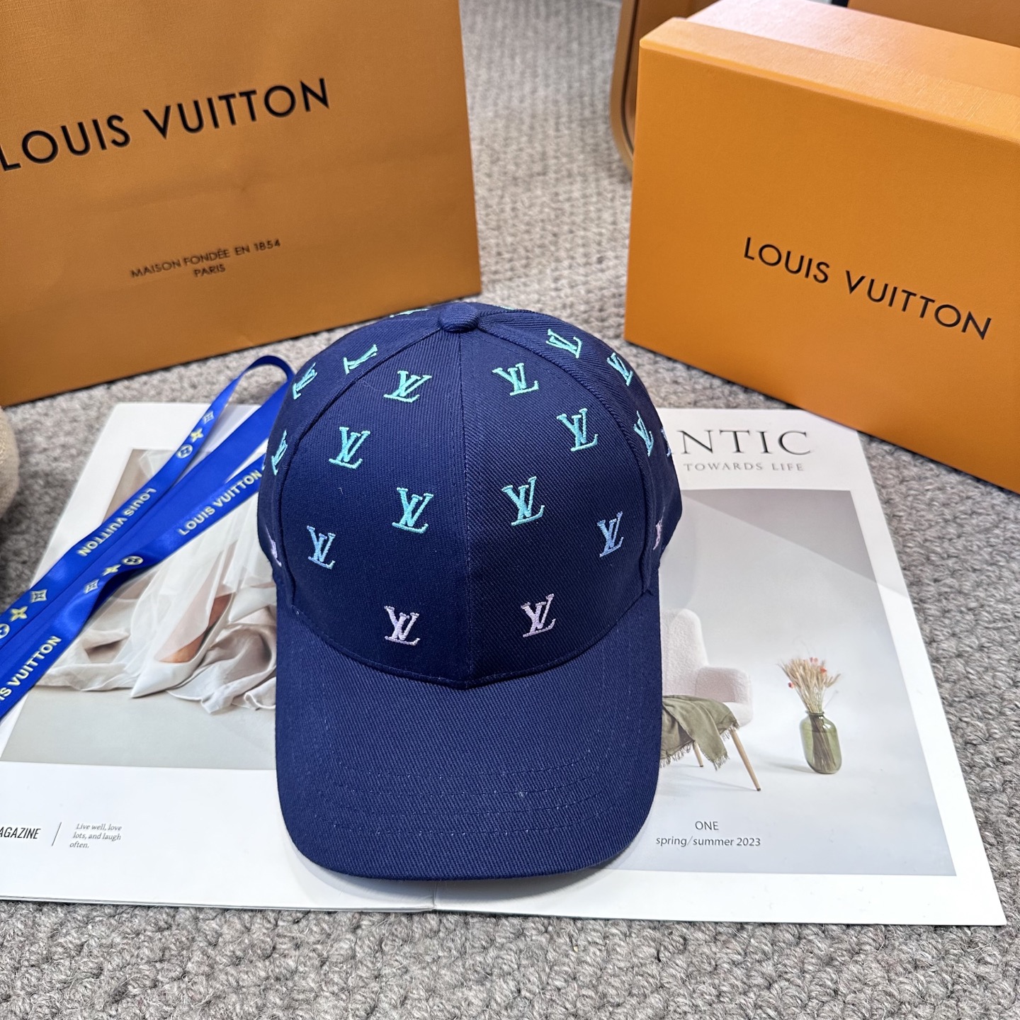 LV 一比一 男/女款 深藍刺繡LOGO棒球帽 簡約潮流款