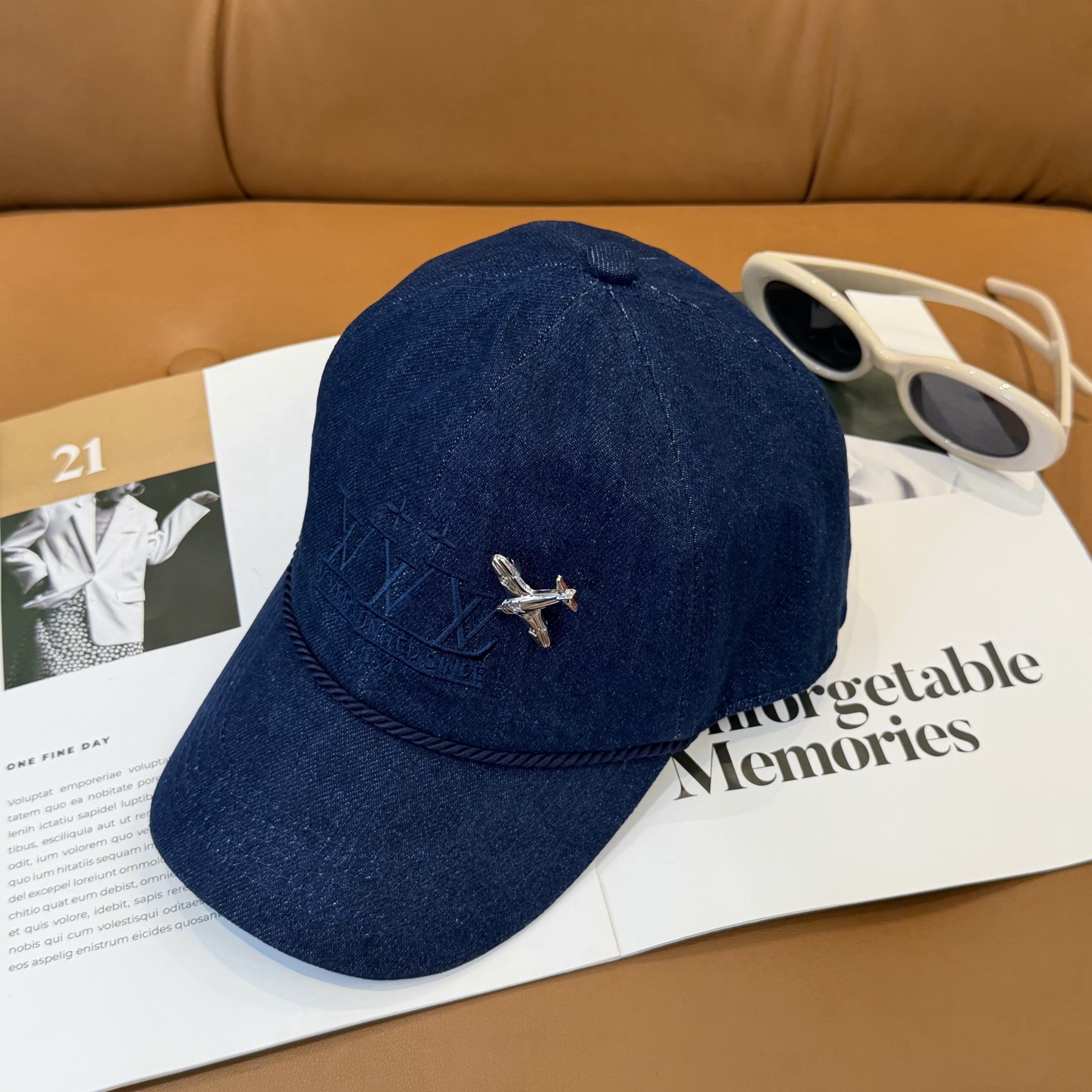 LV A貨 男女款 丹寧飛機裝飾棒球帽 深藍牛仔潮流款| 10 LV A貨 男女款 丹寧飛機裝飾棒球帽 深藍牛仔潮流款