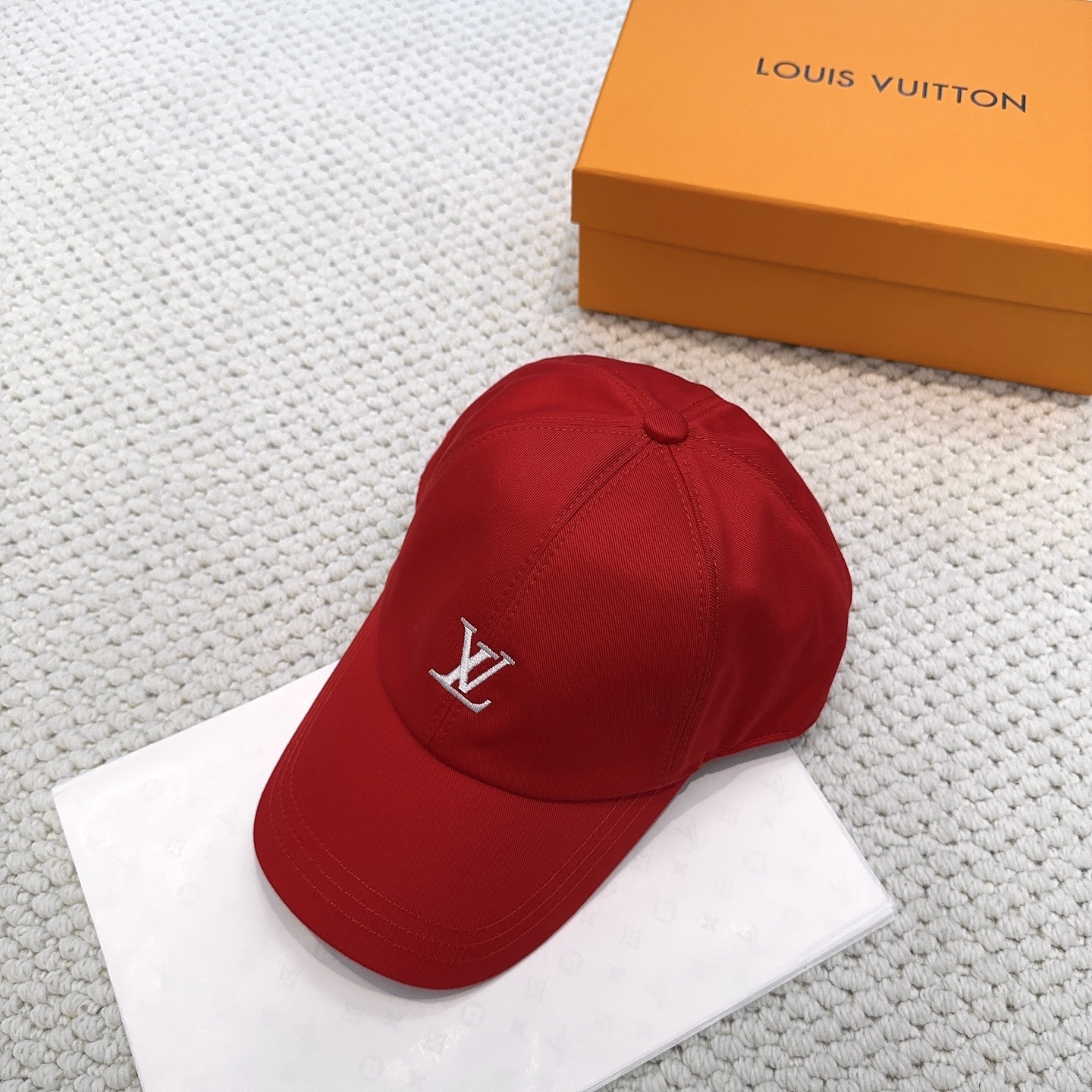 LV棒球帽男女一比一紅色刺繡LOGO休閒百搭鴨舌帽潮流戶外帽子| 10 LV棒球帽男女一比一紅色刺繡LOGO休閒百搭鴨舌帽潮流戶外帽子