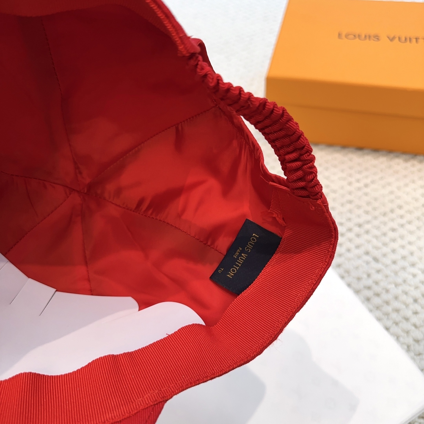 LV棒球帽男女一比一紅色刺繡LOGO休閒百搭鴨舌帽潮流戶外帽子| 8 LV棒球帽男女一比一紅色刺繡LOGO休閒百搭鴨舌帽潮流戶外帽子