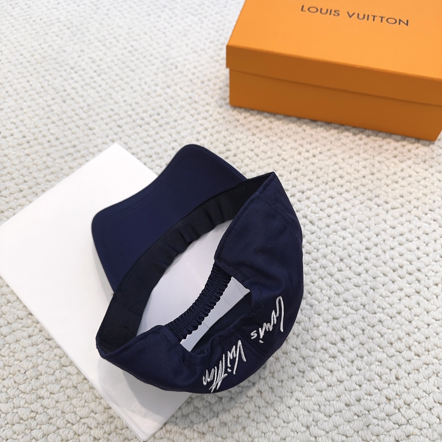 LV棒球帽男原單深藍LOGO刺繡休閒百搭鴨舌帽女戶外遮陽帽子| 13 LV棒球帽男原單深藍LOGO刺繡休閒百搭鴨舌帽女戶外遮陽帽子