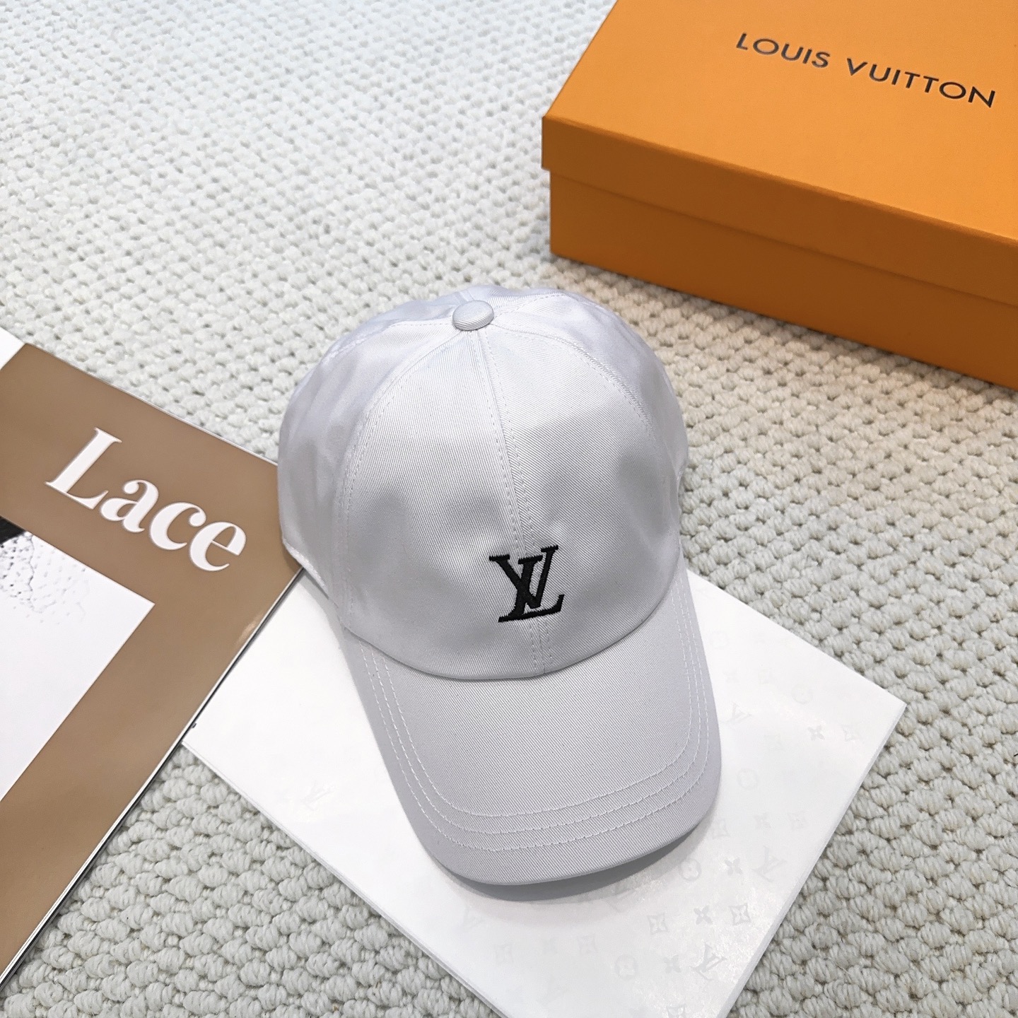 LV棒球帽女原單白色刺繡LOGO百搭休閒鴨舌帽男潮流遮陽帽| 8 LV棒球帽女原單白色刺繡LOGO百搭休閒鴨舌帽男潮流遮陽帽