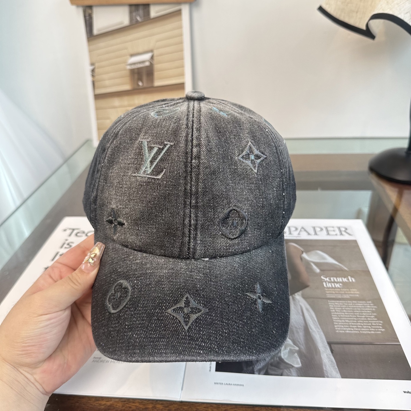 LV 高仿 老花壓紋牛仔棒球帽 做舊灰色休閒百搭款
