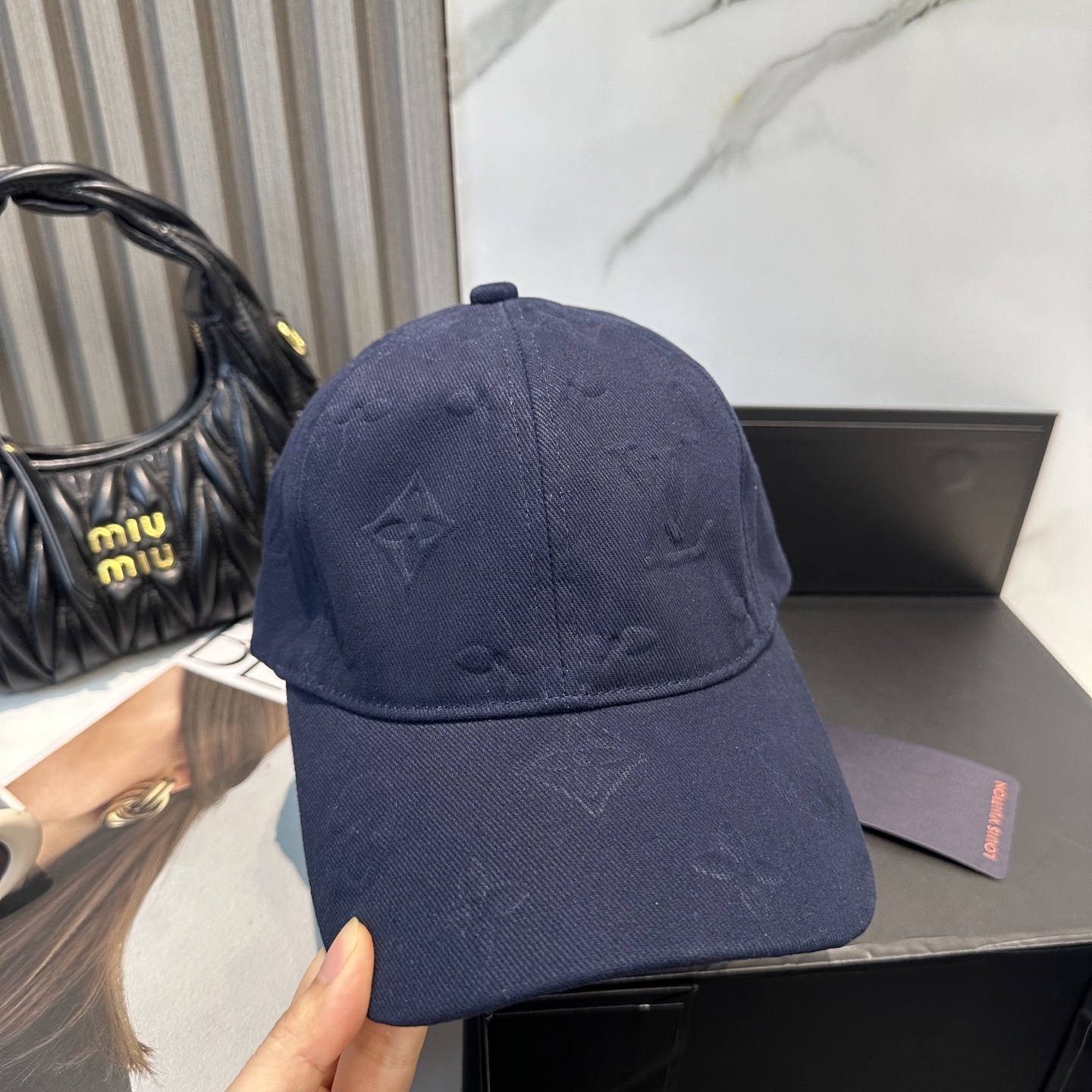 LV A貨 深藍老花壓紋棒球帽 經典百搭休閒款