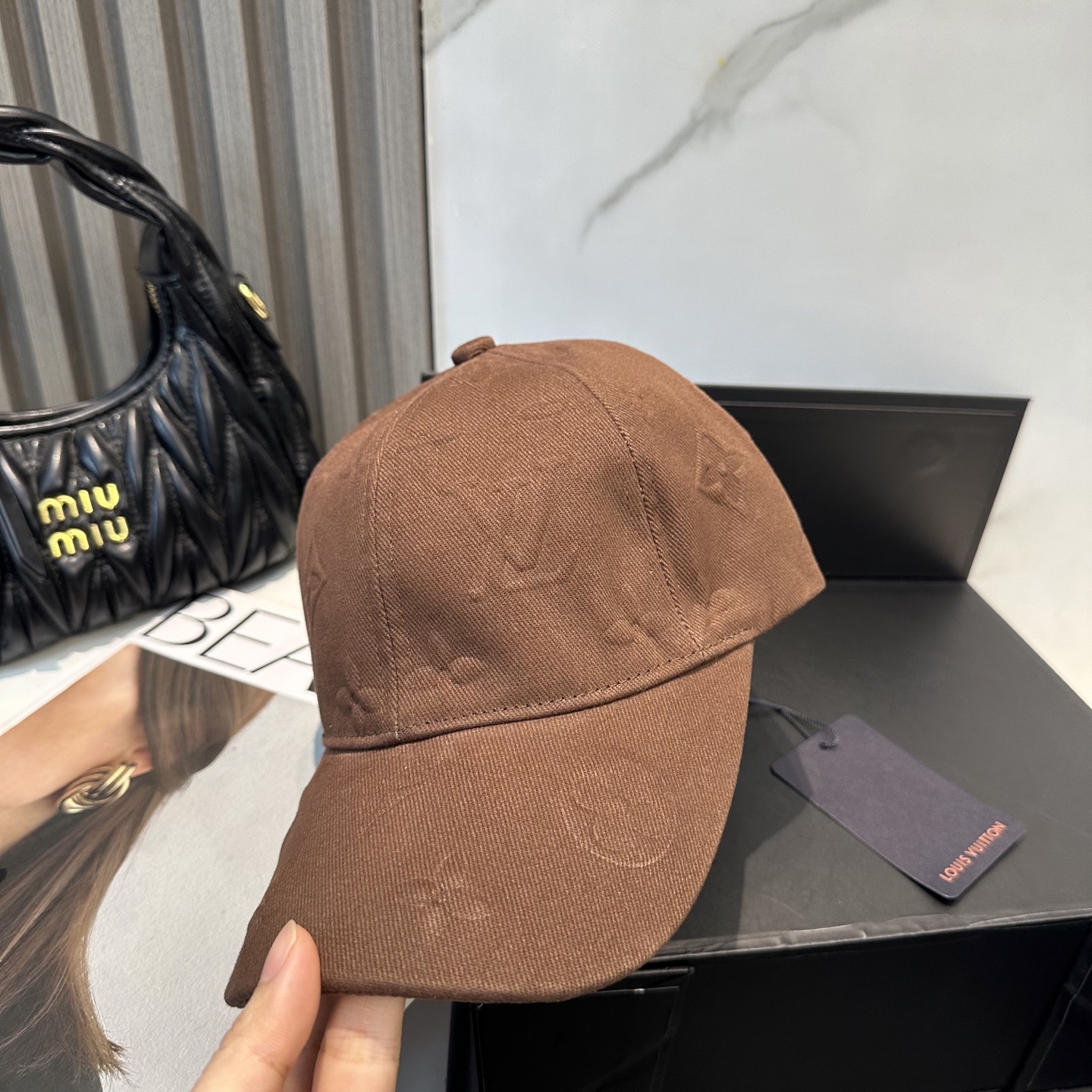 LV 一比一 棕色老花壓紋棒球帽 復古休閒款
