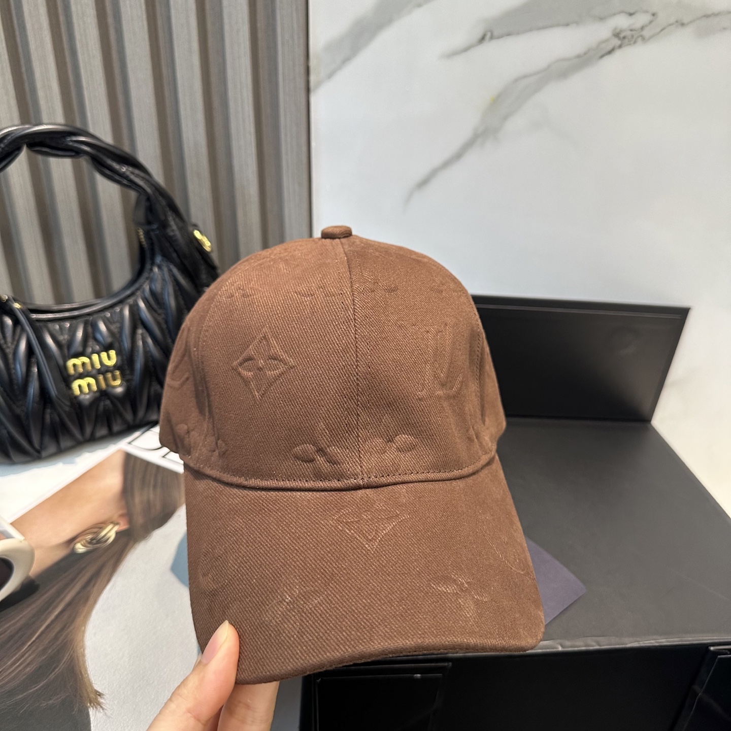 LV 一比一 棕色老花壓紋棒球帽 復古休閒款
