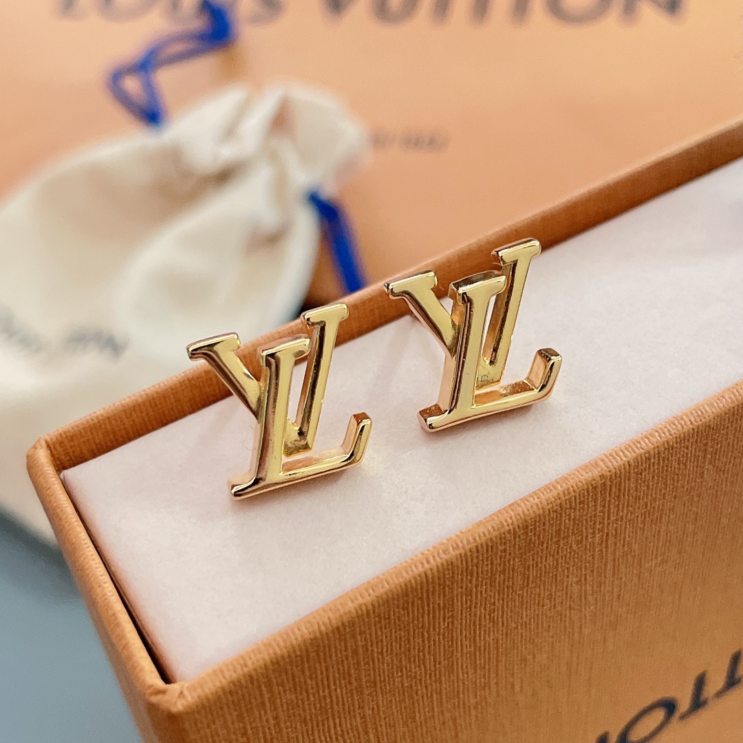 LV高仿女士字母耳釘簡約時尚設計百搭輕奢款