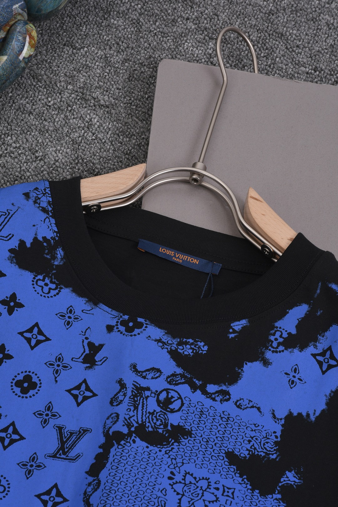 LV A貨男款藍黑拼接Monogram短袖T恤 潮流街頭款