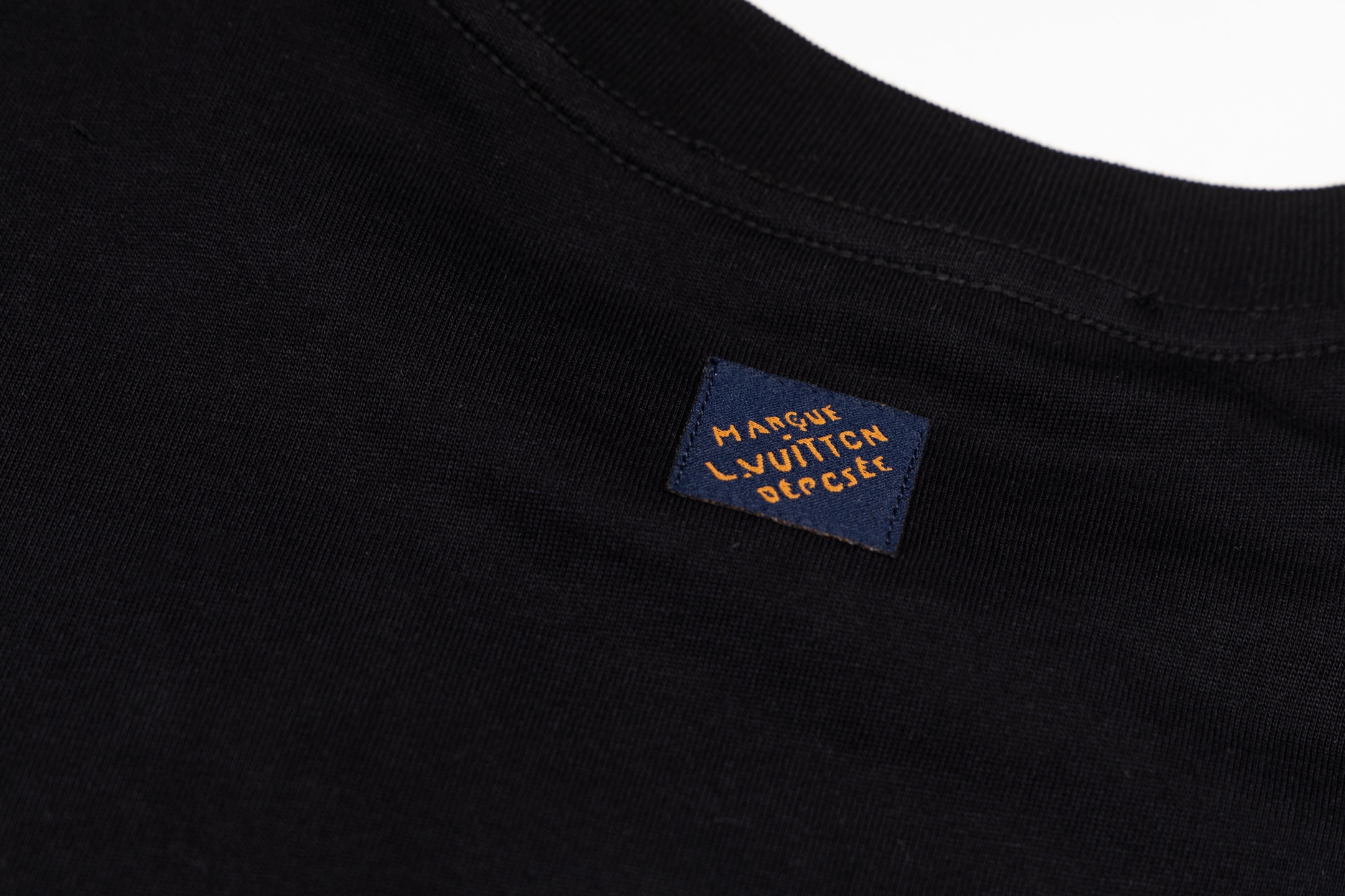 LV高仿水鑽刺繡字母短袖T恤高端時尚精品百搭款| 16 LV高仿水鑽刺繡字母短袖T恤高端時尚精品百搭款