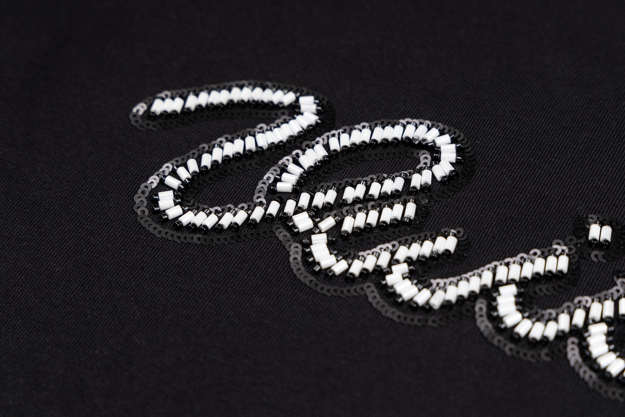 LV高仿水鑽刺繡字母短袖T恤高端時尚精品百搭款| 9 LV高仿水鑽刺繡字母短袖T恤高端時尚精品百搭款