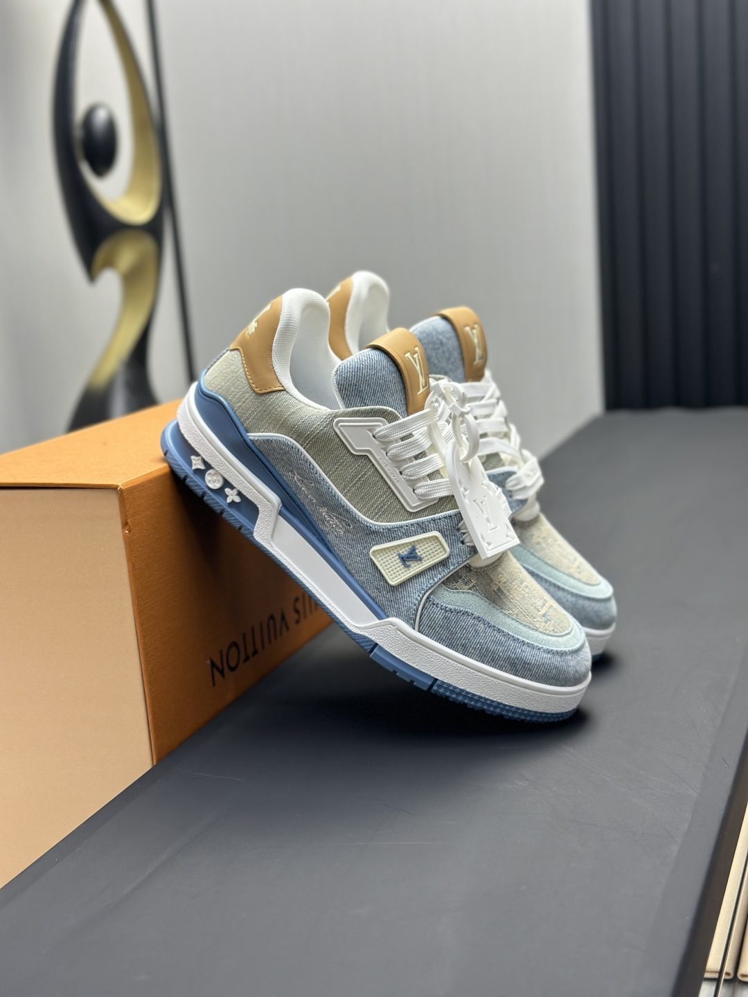 LV 高仿 Trainer 丹寧Monogram藍色拼接運動鞋