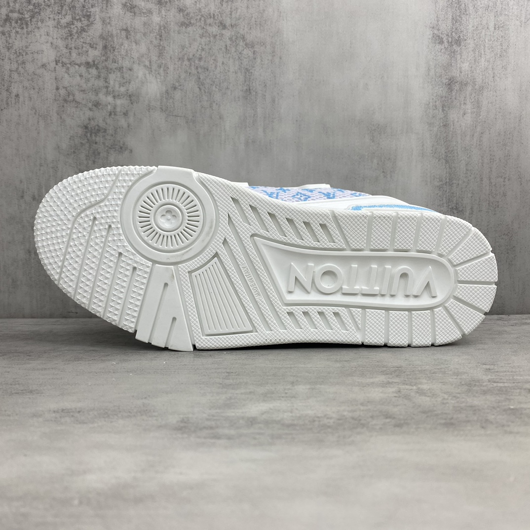 LV A貨 Trainer 網布老花運動鞋 淺藍透氣休閒鞋| 8 LV A貨 Trainer 網布老花運動鞋 淺藍透氣休閒鞋