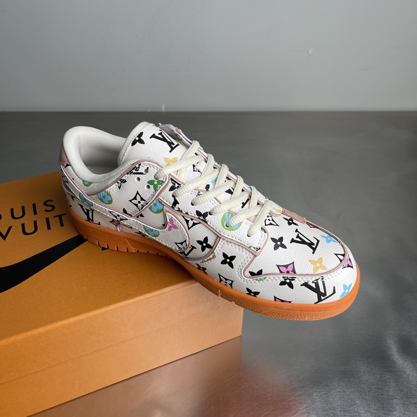 LV 復刻彩色Monogram拉鍊板鞋 潮流休閒運動鞋| 13 LV 復刻彩色Monogram拉鍊板鞋 潮流休閒運動鞋