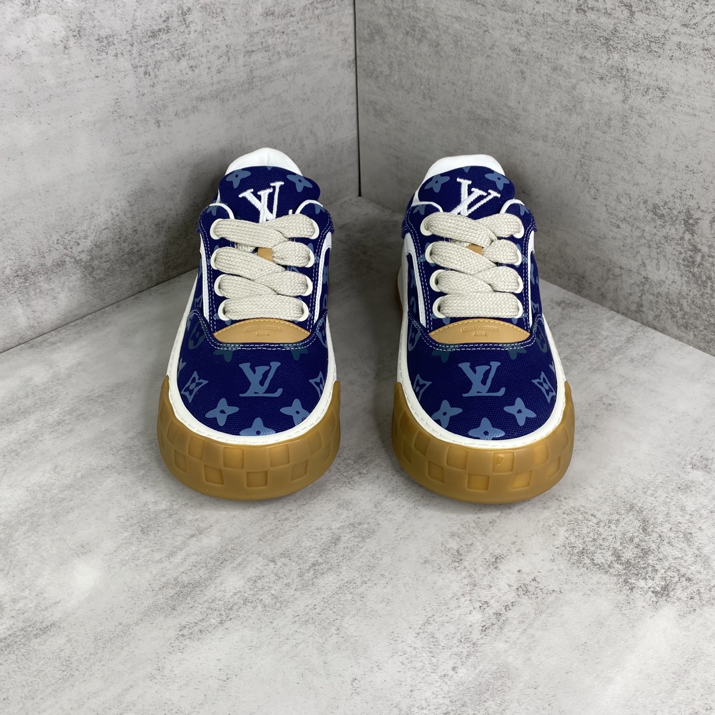 LV 原單 Trainer Maxi 藍色 Monogram 厚底運動鞋| 12 LV 原單 Trainer Maxi 藍色 Monogram 厚底運動鞋