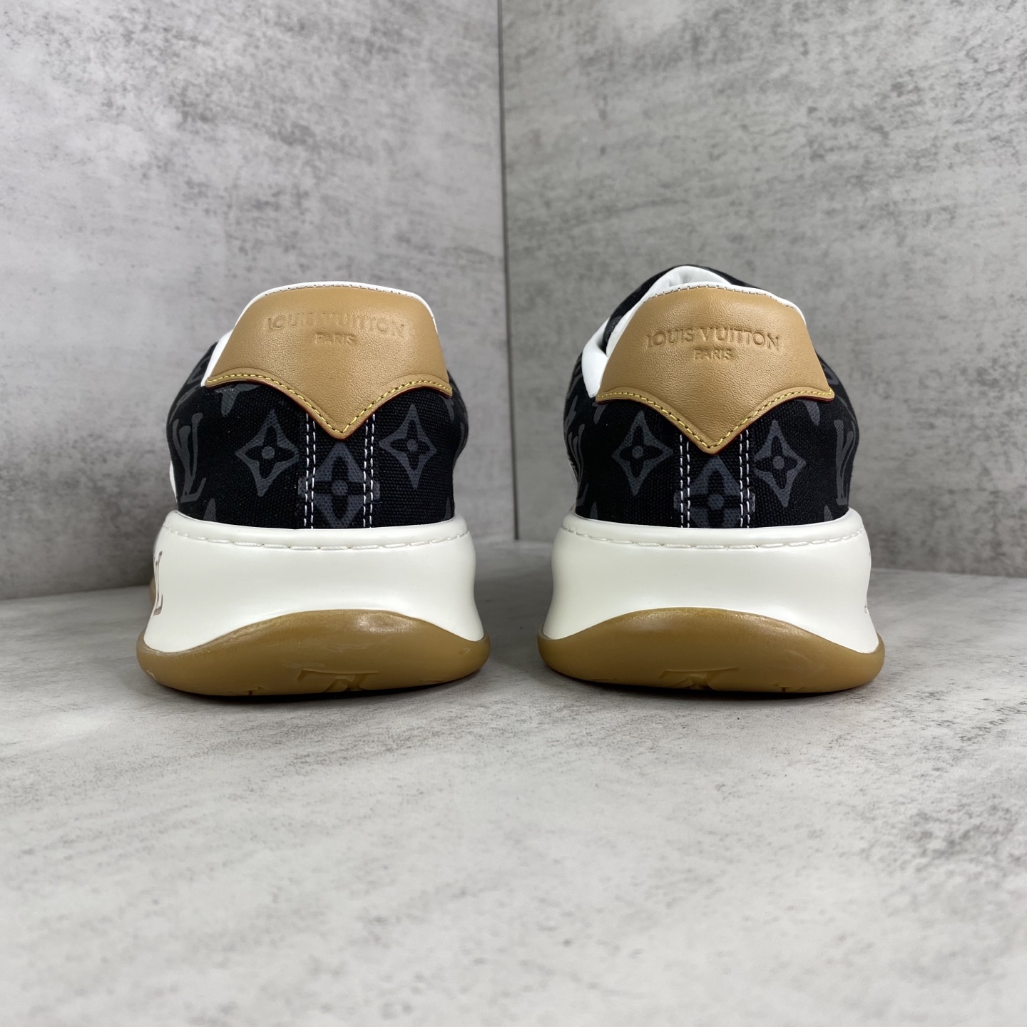 LV 高仿 Trainer Maxi Monogram 深藍帆布厚底休閒鞋