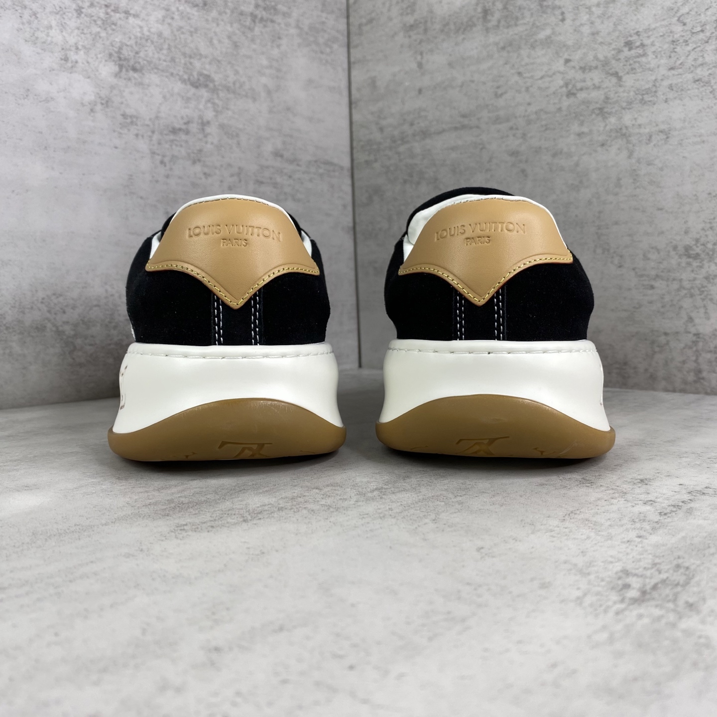 LV A貨 Trainer Maxi 黑色麂皮厚底運動鞋