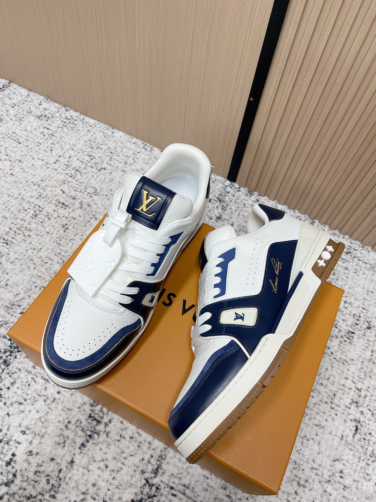 LV一比一 Trainer低幫運動鞋 白藍拼色休閒鞋