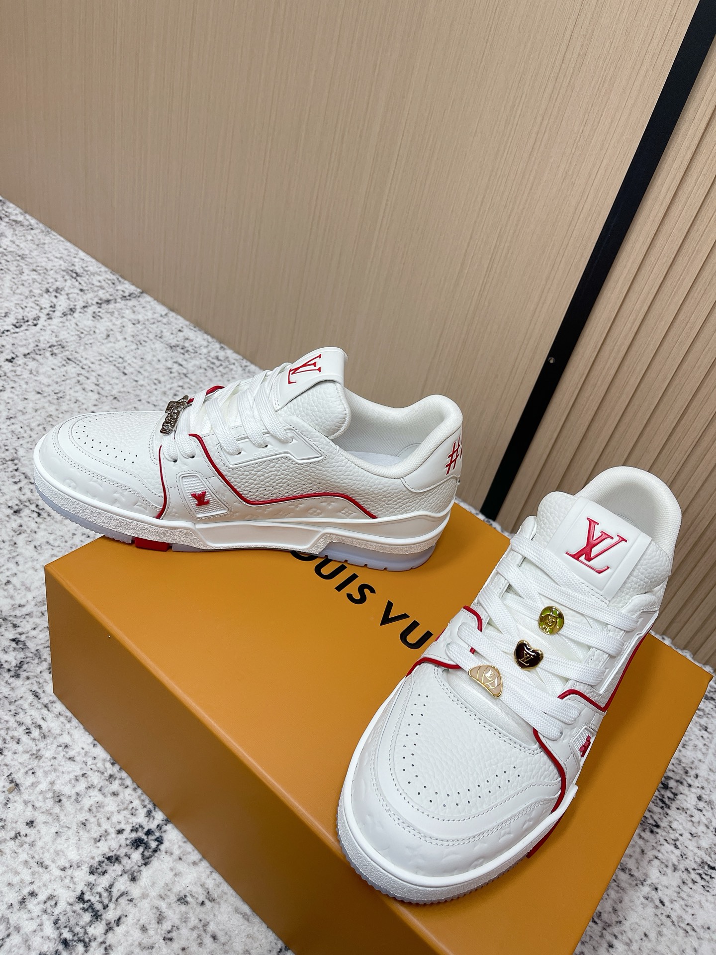 LV原單 Trainer休閒鞋 白紅拼色厚底運動鞋