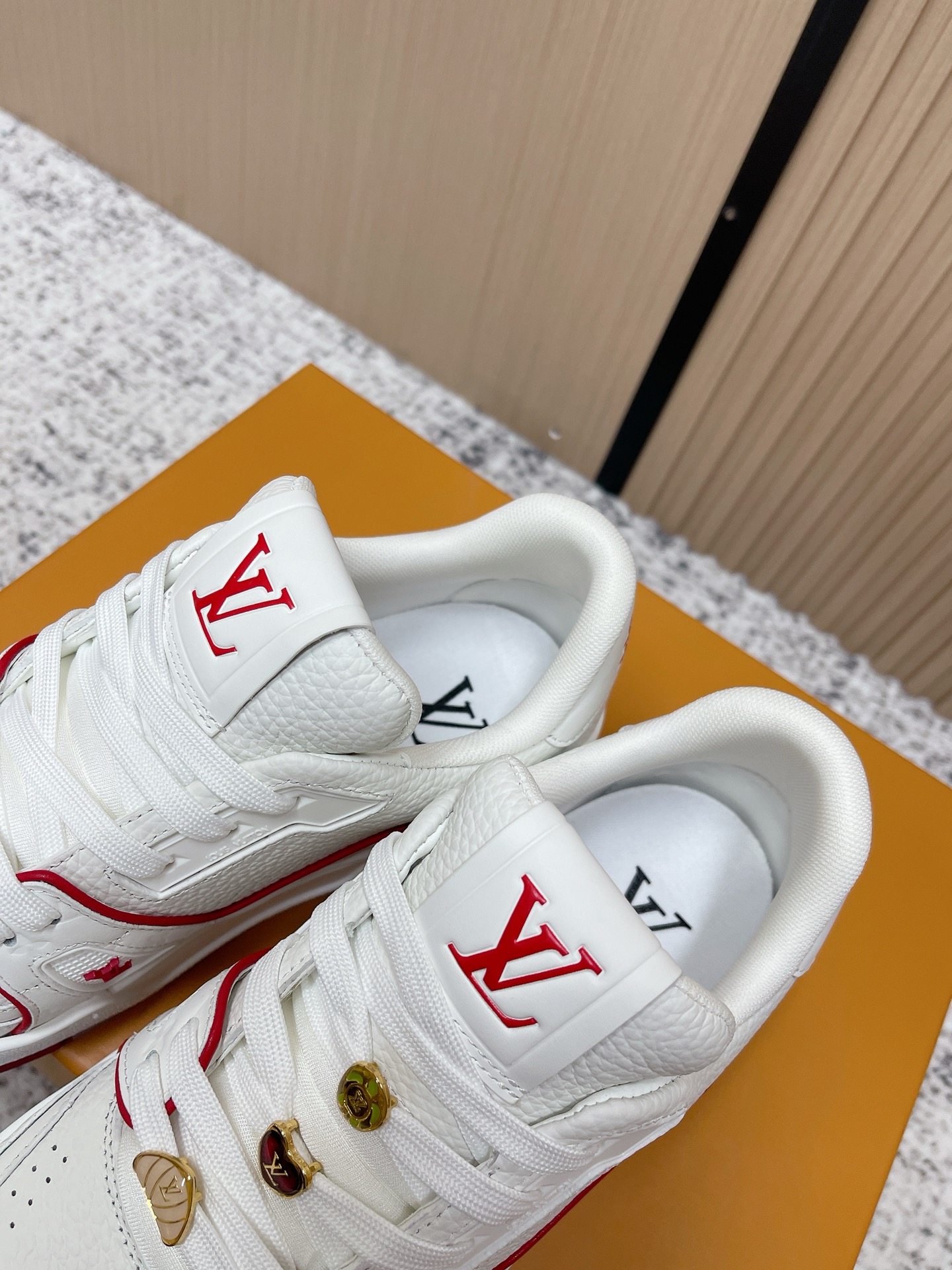 LV原單 Trainer休閒鞋 白紅拼色厚底運動鞋
