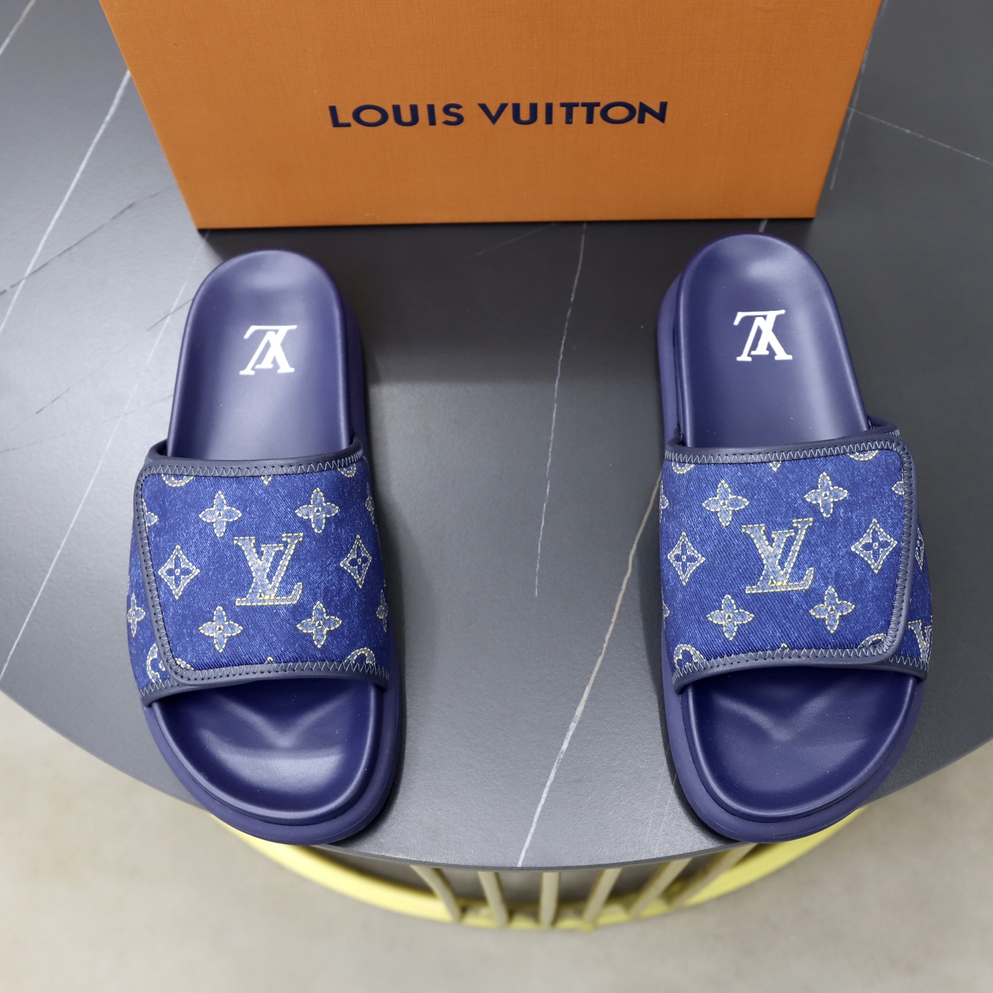 LV 原單 男款 拖鞋 Monogram 丹寧藍 時尚潮流款