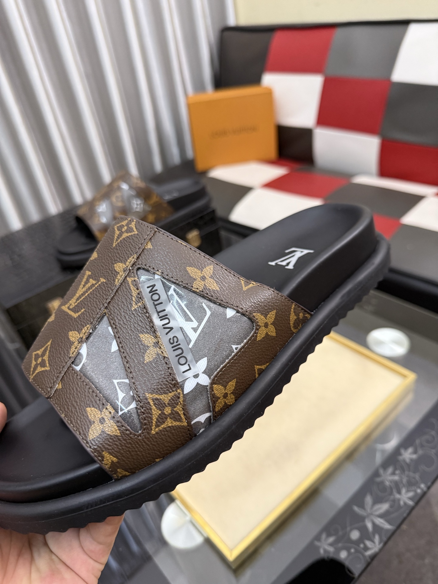 LV A貨 男款 拖鞋 經典老花 棕色Monogram 百搭休閒款