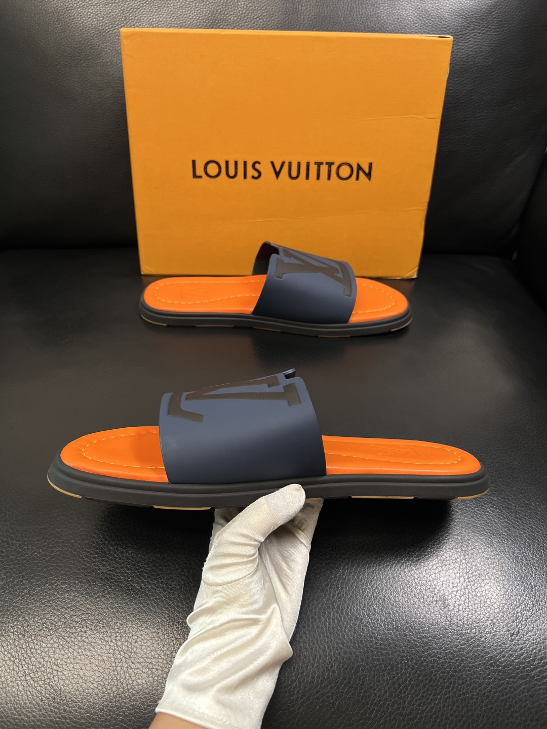 LV 一比一 男款 拖鞋 藍橘拼色 大Logo設計 夏季潮流款