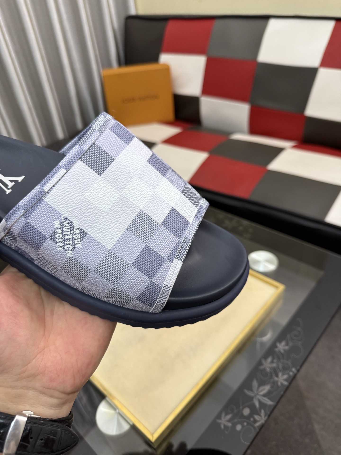 LV 高仿 男款 Damier棋盤格拖鞋 灰藍休閒百搭款